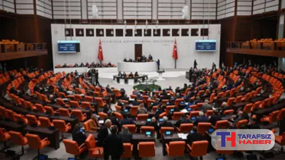 Teklif Meclis'ten ge&ccedil;ti. En d&uuml;ş&uuml;k emekli aylığı 20 bin TL oldu