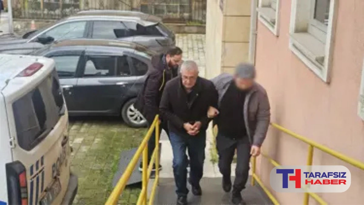 Emanet verdiği altınları &ouml;demeyen oğlunu &ouml;ld&uuml;rd&uuml;