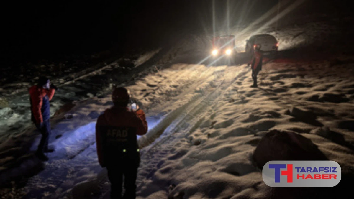 Karda mahsur kalan iş&ccedil;ileri AFAD ekibi kurtardı