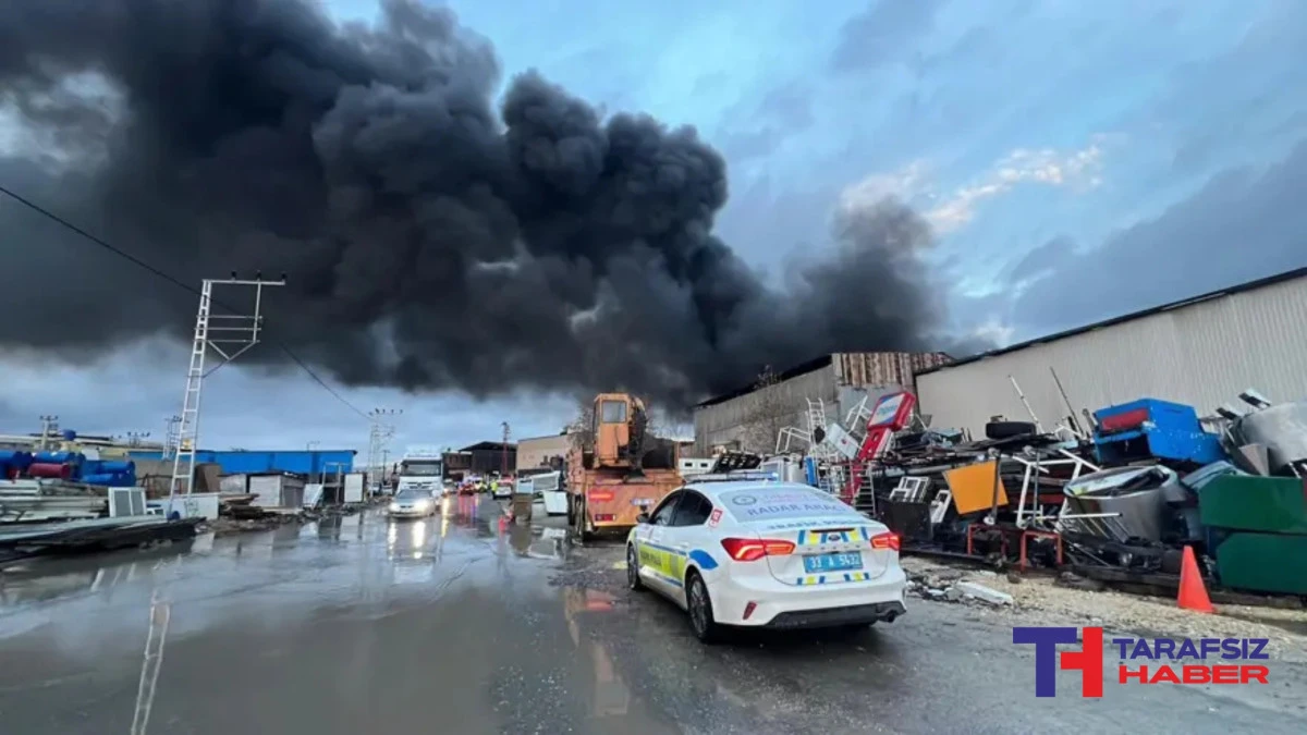Mersin'de geri d&ouml;n&uuml;ş&uuml;m tesisinde yangın. Dumanlar g&ouml;ky&uuml;z&uuml;n&uuml; kapladı