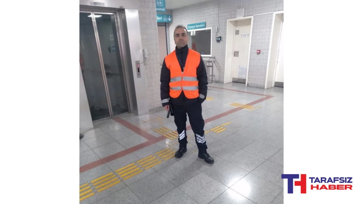 Trende sigara içtiği için kendisini uyaran güvenlik görevlisini öldürdü