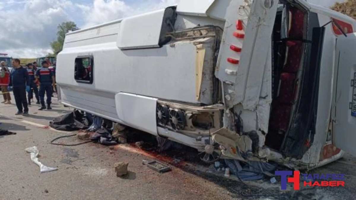 Yozgat’ta Cenaze Dönüşü Feci Kaza! Minibüs Devrildi: 2 Ölü, 27 Yaralı